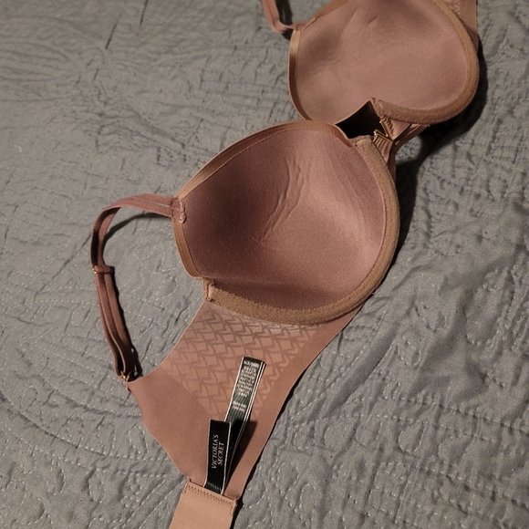 Victoria secret lined demi - Picture 2 of 2